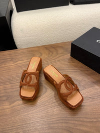 26S Platform Sandals