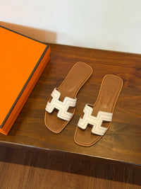 Oran Sandals