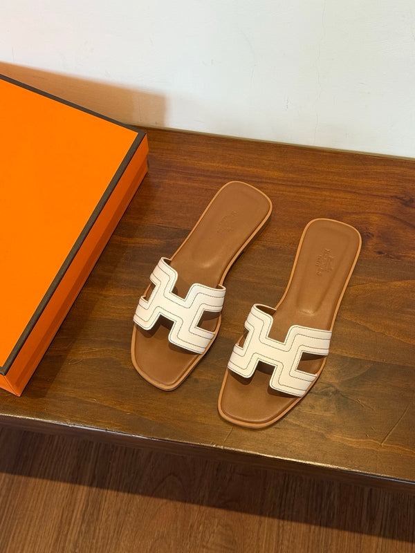 Oran Sandals