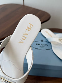 26S Leather Thong Sandals