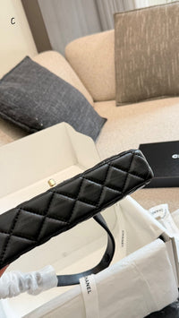 26S Flap Bag