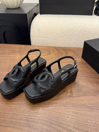 26S Platform Sandals