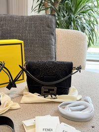 Mamma Baguette Bag