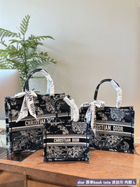 Book Tote