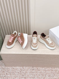 Nama Runner Platform Sneakers