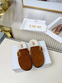 Médaillon Buckle Mules