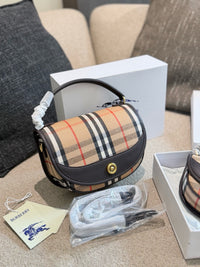 Highlands Crossbody Bag