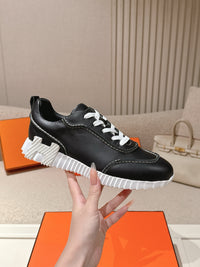 26S Bouncing Sneakers