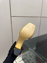 26S Garavani Annet Mules