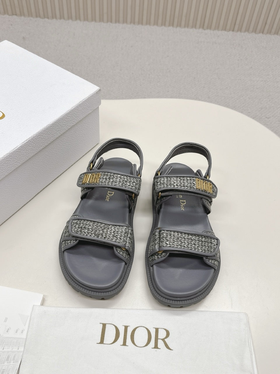 Dioract Sandals