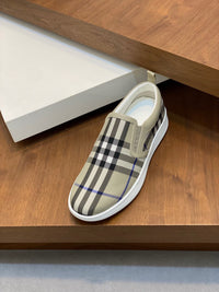 Vintage Check Slip-On Sneakers