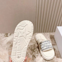Dway Oblique Embroidered Slide
