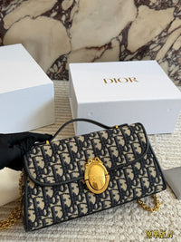 Médaillon Pouch