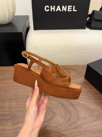 26S Platform Sandals