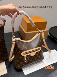 Lineup Hobo Bag