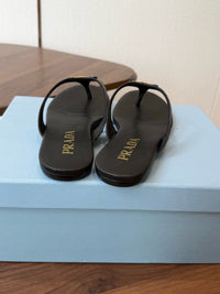 26S Leather Thong Sandals