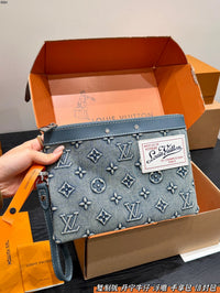 Pochette Voyage MM Monogram Denim