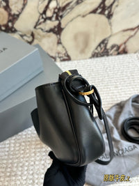 Rodeo Sling Pochette