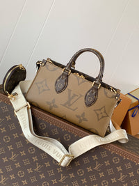 OnTheGo East West Bag