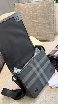 Alfred Messenger Bag