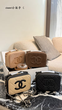 26B Vanity Bag
