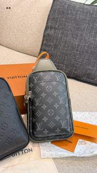 Avenue Slingbag