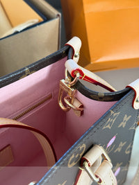 Murakami OnTheGo PM Bag