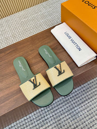 Capri Flat Mules