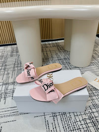 J'Adior Slides