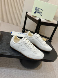 Knight Runner Sneakers