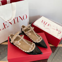 Garavani Rockstud Ballet Flats