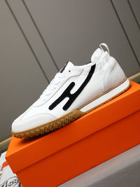 Trail Sneakers