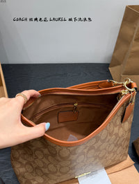 Laurel Shoulder Bag