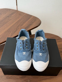 26S Slip-on Sneakers