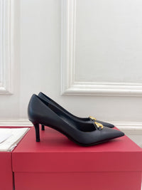 Garavani VLogo Pumps 6cm