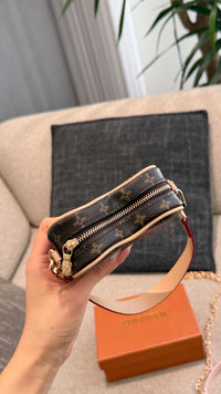 Coeur Mini Heart Bag
