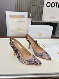 26S Slingback Pumps