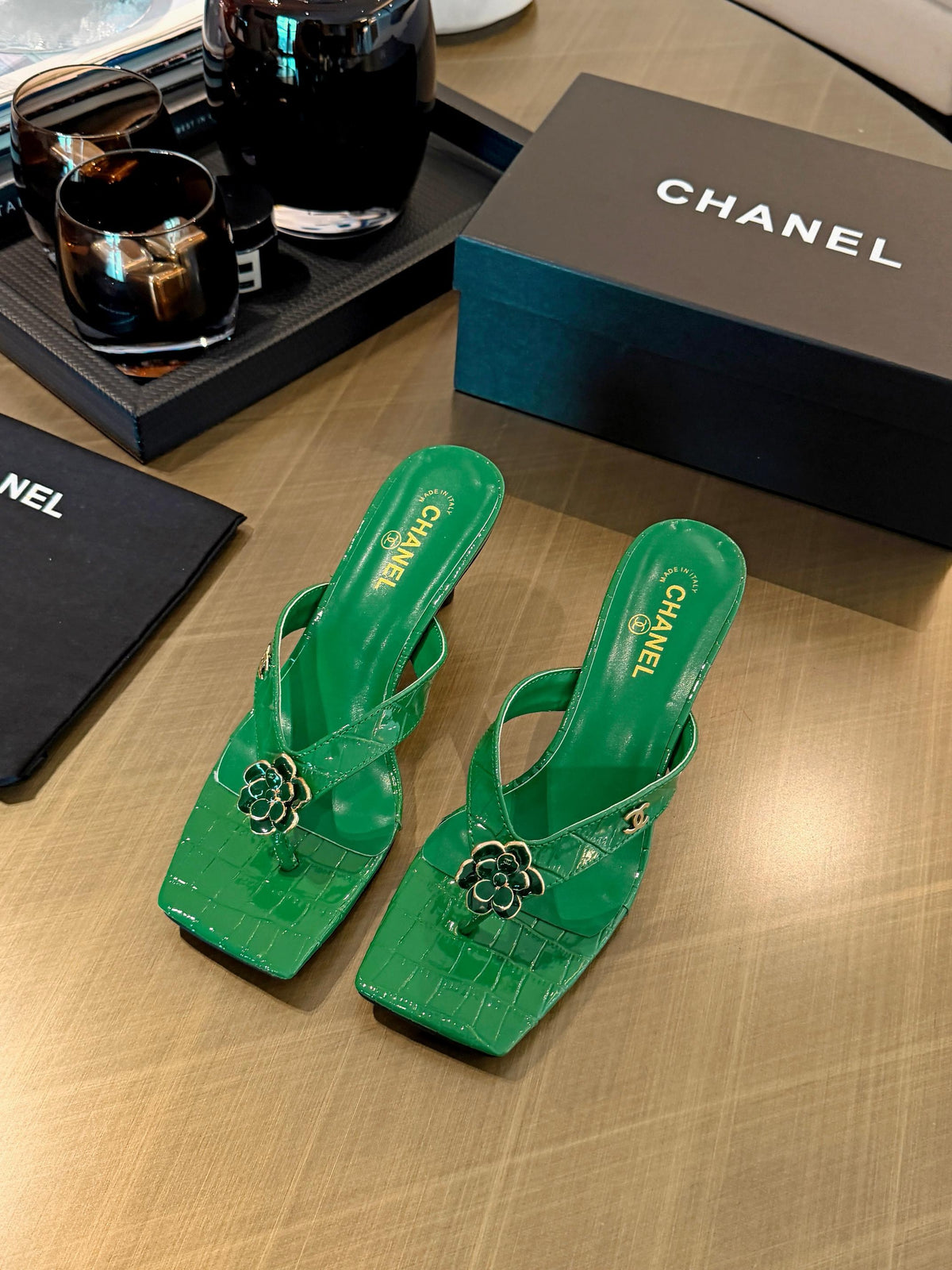 Camellia Thong Mules