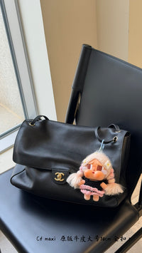 26S Maxi Flap Bag