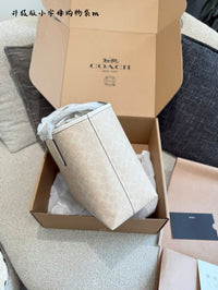 City Tote Bag