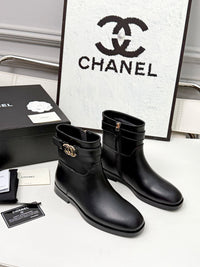 26B Ankle Leather Boots