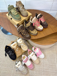 Lowmel Sneakers