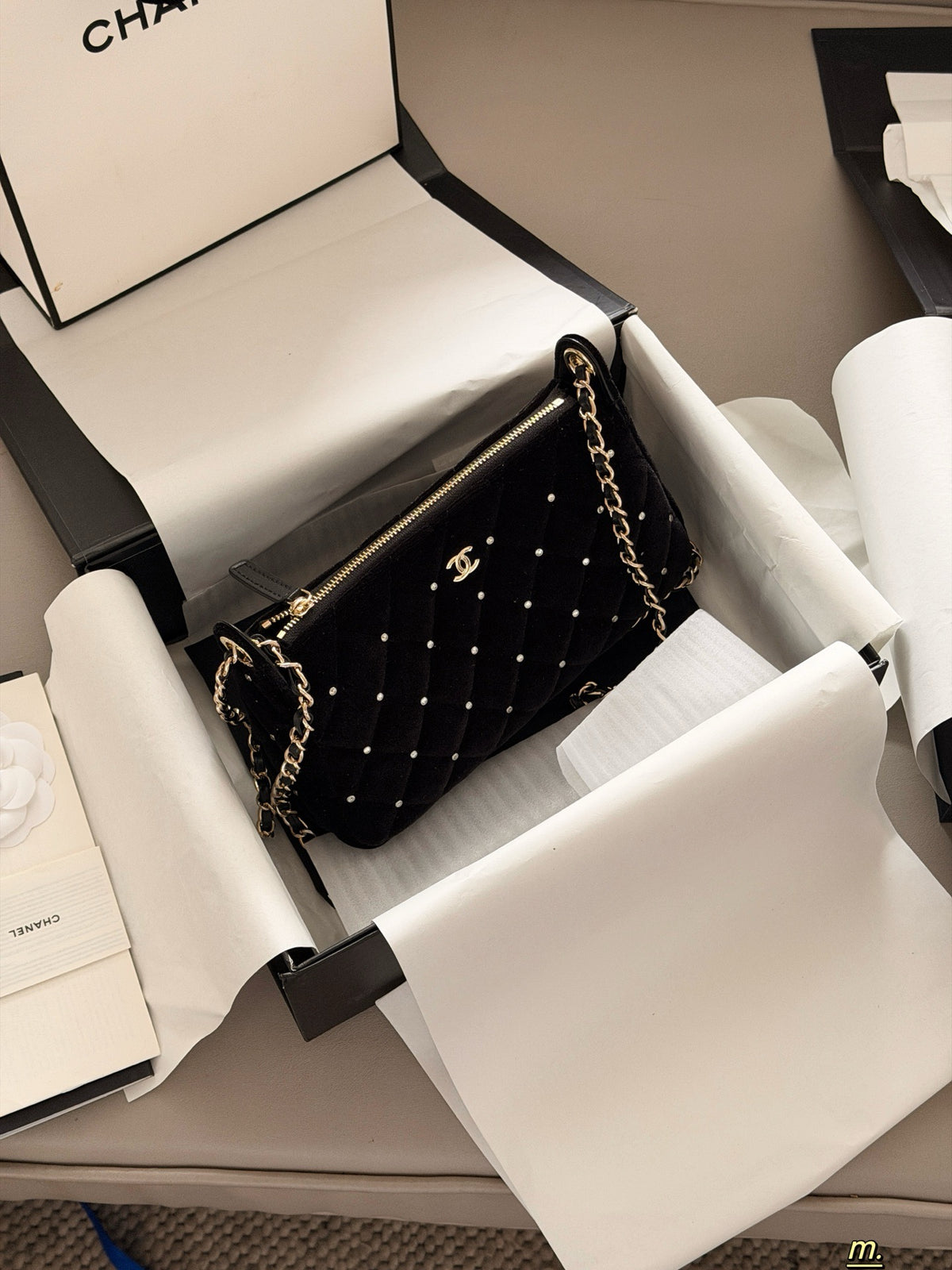 Pearl Crush Velvet Bag