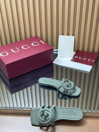 Interlocking G Slide Sandals