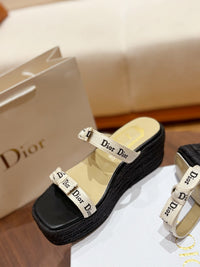 J'Adio Wedge Slides