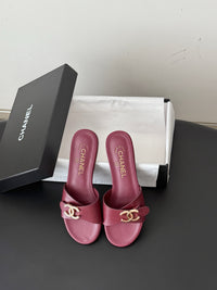 26B Leather Sandals