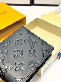 Multiple Wallet