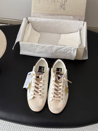 26S True Star Sneakers