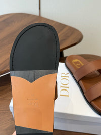 26S Médaillon Buckle Slides