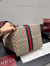 Jackie 1961 Medium Shoulder Bag